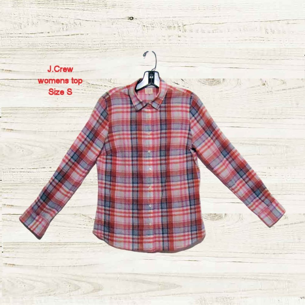 J Crew size S womens shirt  button up boyfriend style red plaid long sleeves